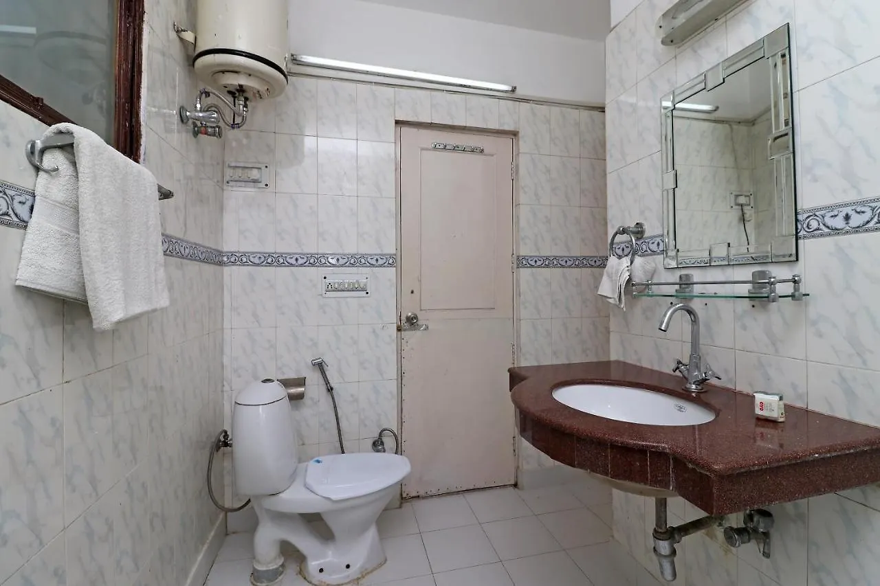 Oyo 10124 Ashiana Guest House Gurgaon Hotel