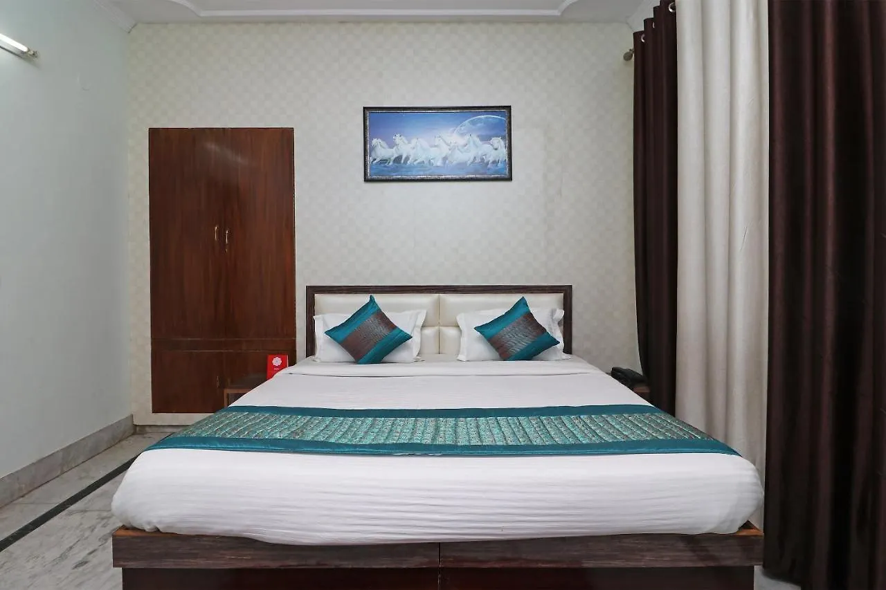 Oyo 10124 Ashiana Guest House Gurgaon 3*,  India