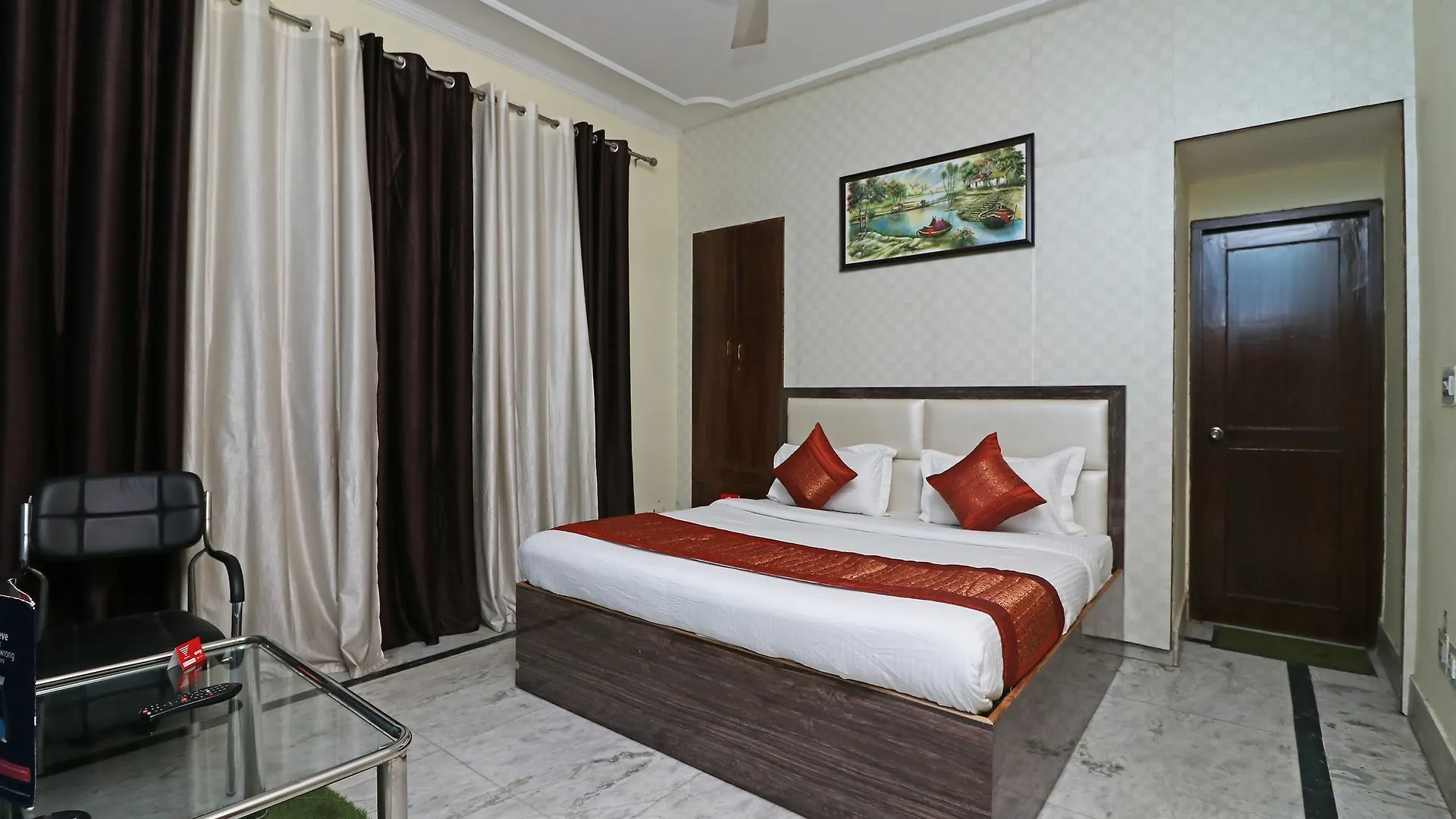Oyo 10124 Ashiana Guest House Gurgaon